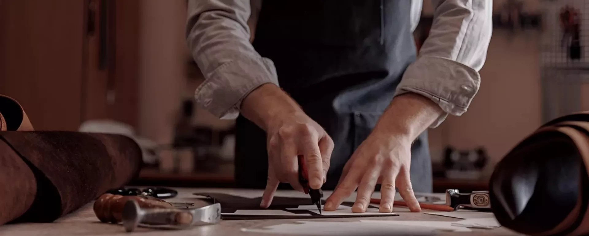 Производство и обивка мебели